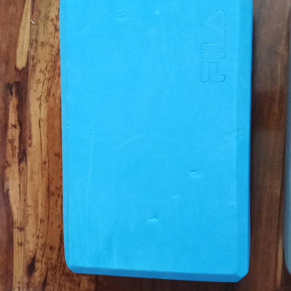 2 Fila Yoga Block Brick, pilates gym home workout exercise fitness - Picture 2 of 6